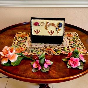 Fashionable patent leather purse for a day or evening